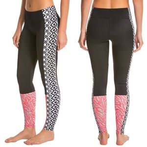 Onzie O Block Legging Size XS
